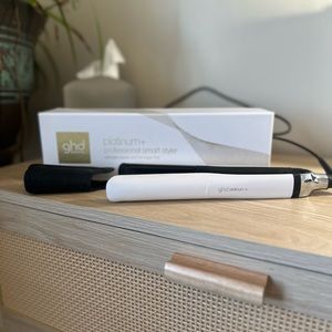 GHD Platinum+ Styler 1'' Flat Iron
